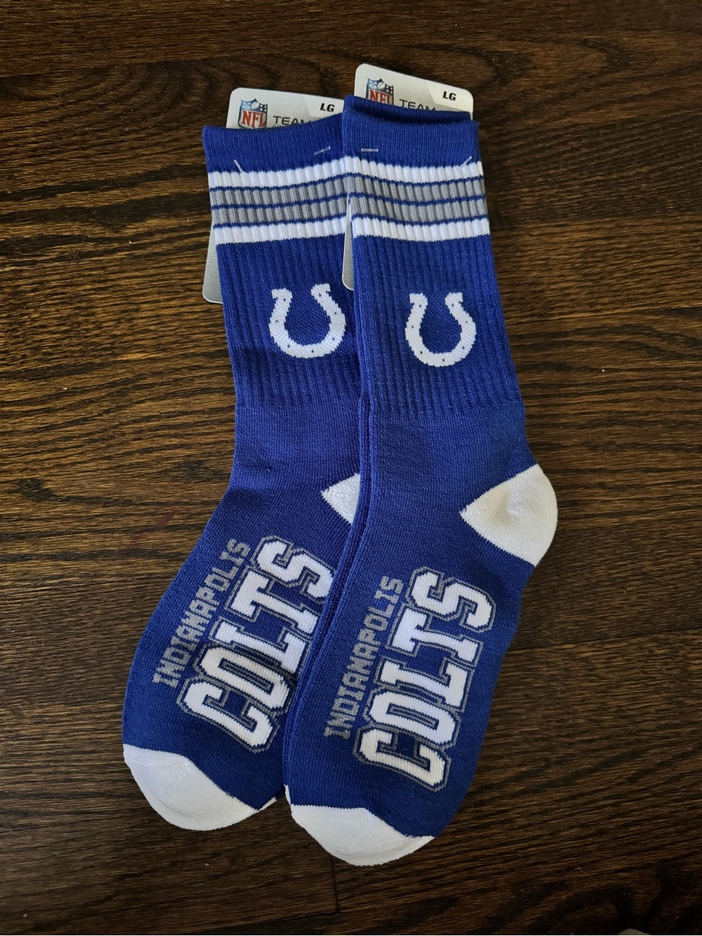 Indianapolis Colts NFL Crew Socks – Large – 2 Pairs